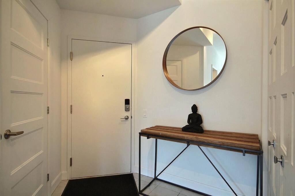ケベックシティK-417 / Parking & Gym - Private Balconiesアパートメント エクステリア 写真